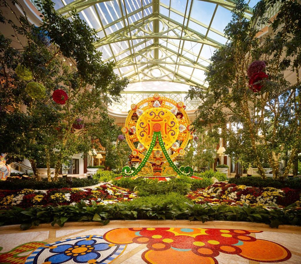 Encore Boston Harbor Everett Eksteriør bilde The "Garden of the World"